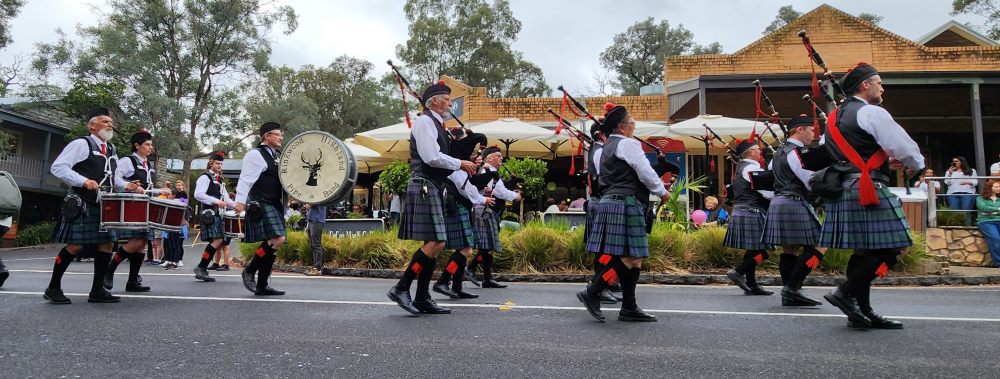 Warrandyte Festival Parade Kilts Bagpipes Drummers